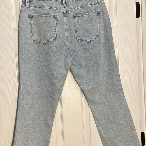 Frame Jeans - Picture 2 of 4